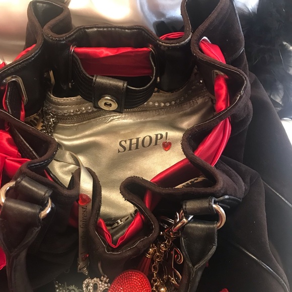 Rare gorgeous ✨vintage y2k black velvet and red satin purse ♥️ - Picture 12 of 14